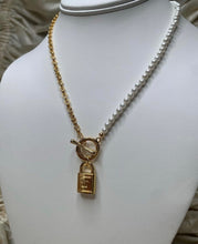 Load image into Gallery viewer, Pearl & Gold Toggle Chain Necklace with CC Lock