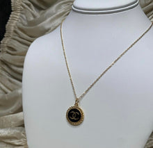 Load image into Gallery viewer, "Charlotte" Black/Gold
