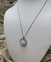Load image into Gallery viewer, White & Silver Round Necklace