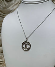 Load image into Gallery viewer, Silver Round CC