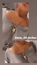 Load image into Gallery viewer, LV Lock & Key Necklace